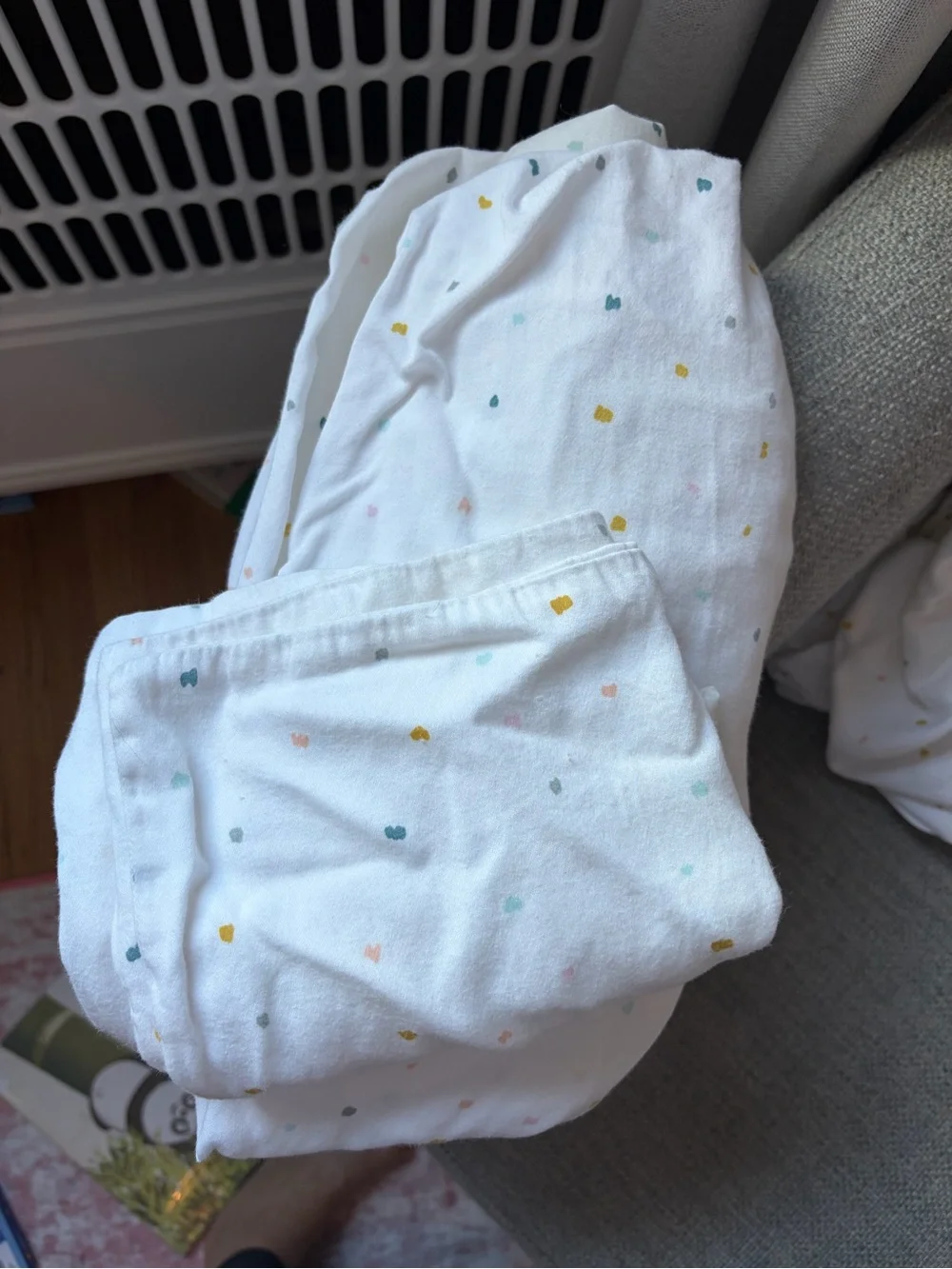 MakeMake Organics toddler sheet set